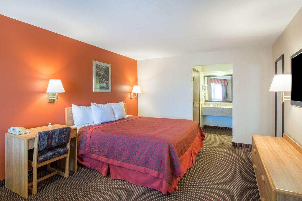 Days Inn By Wyndham Tucson Airport Exterior photo
